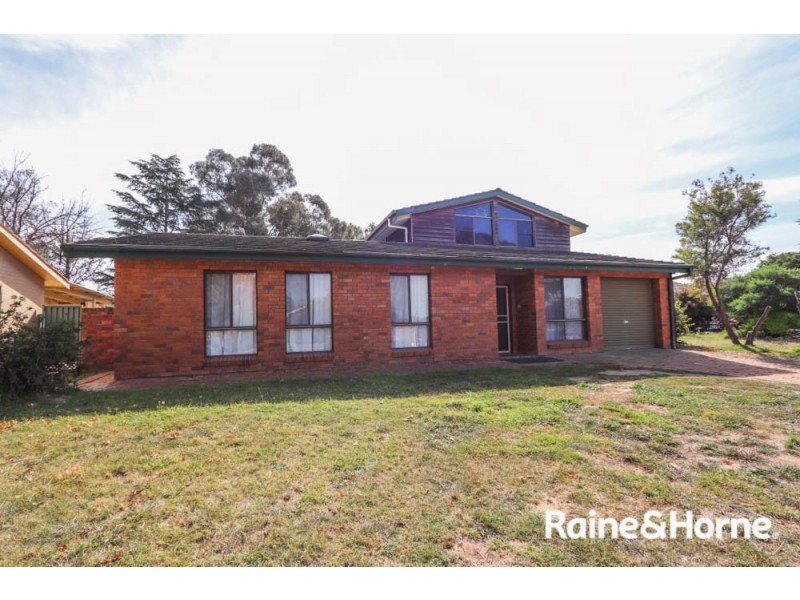 10 Miriyan drive, Bathurst NSW 2795