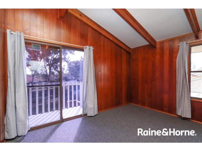 10 Miriyan drive, Bathurst NSW 2795