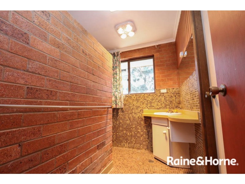 10 Miriyan drive, Bathurst NSW 2795