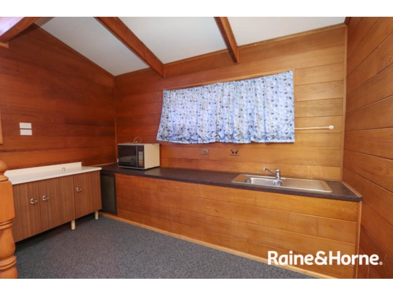 10 Miriyan drive, Bathurst NSW 2795