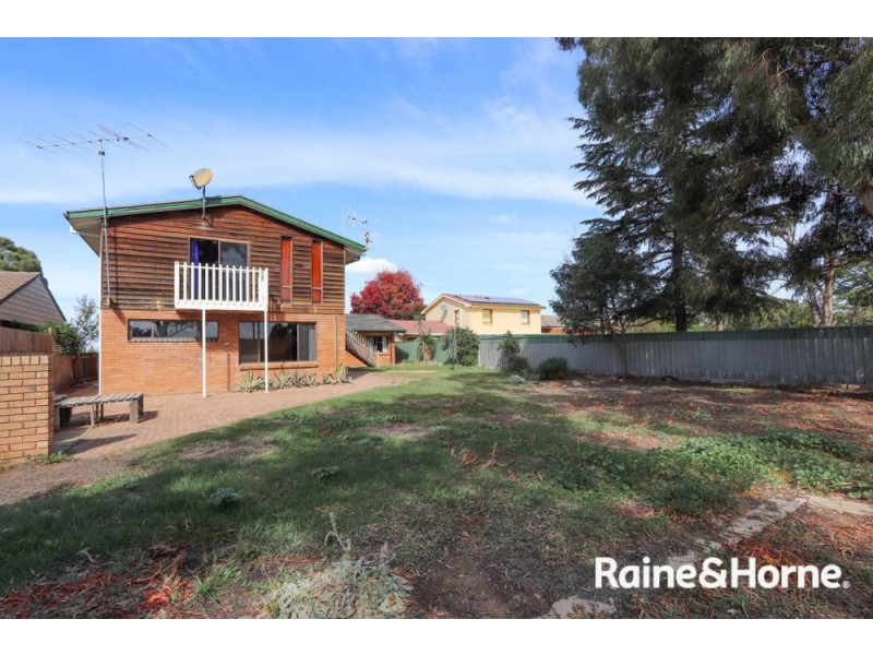 10 Miriyan drive, Bathurst NSW 2795