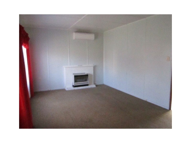 18 Parnham, Bathurst NSW 2795