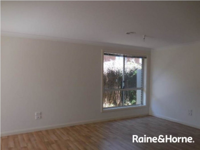 18 Alma St, Bathurst NSW 2795