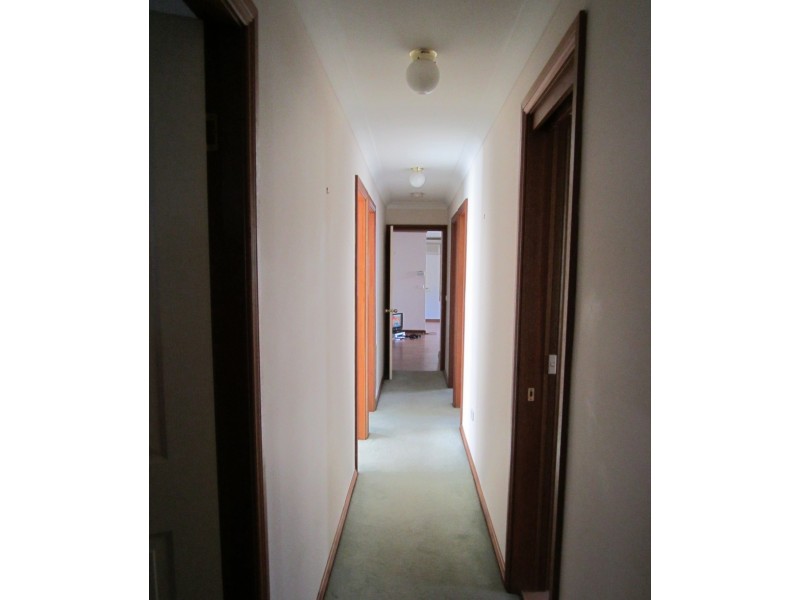 42 Kurumben Pl, Bathurst NSW 2795