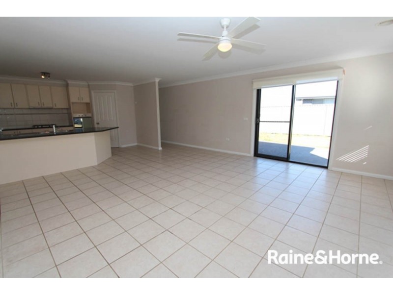 9A Jarrah Court, Kelso NSW 2795