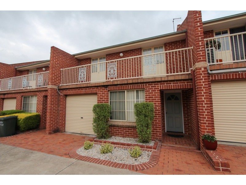 3/171 Keppel Street, Bathurst NSW 2795