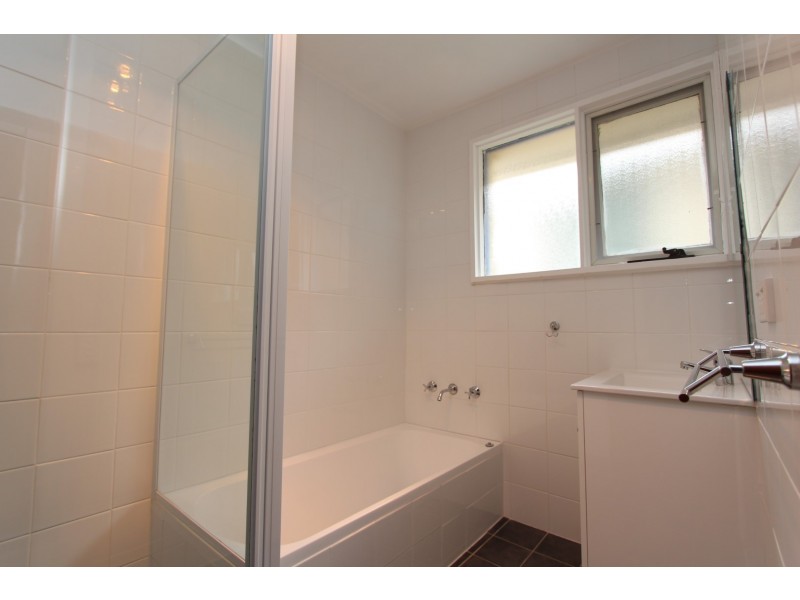 1 Hawkins Street, Bathurst NSW 2795