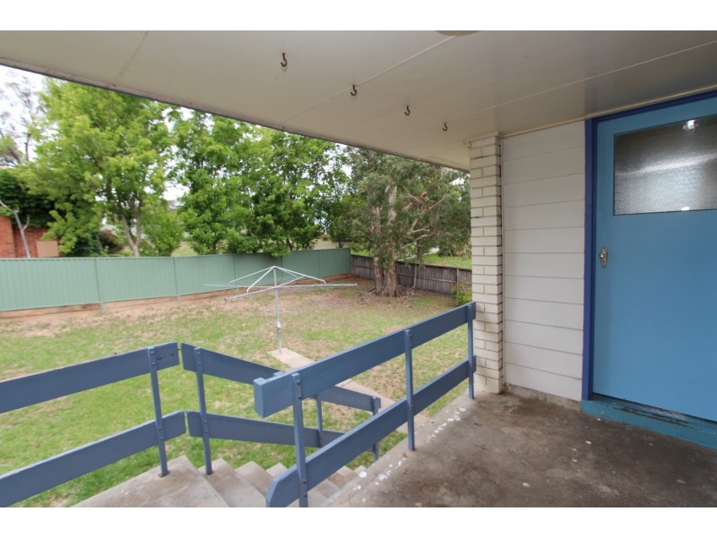 1 Hawkins Street, Bathurst NSW 2795