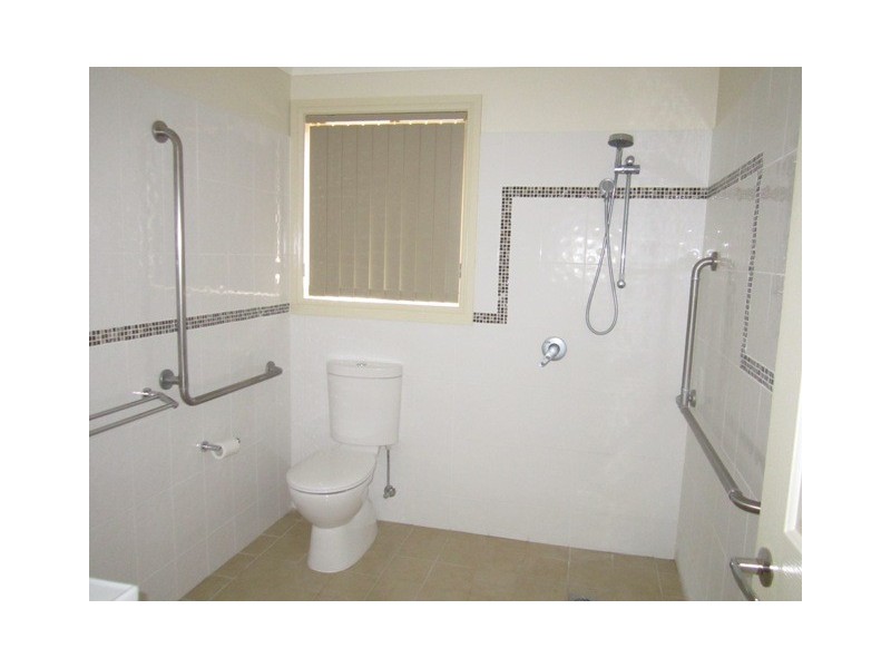 4/163a Keppel, Bathurst NSW 2795