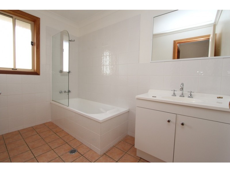 30B Hamilton St, Eglinton NSW 2795