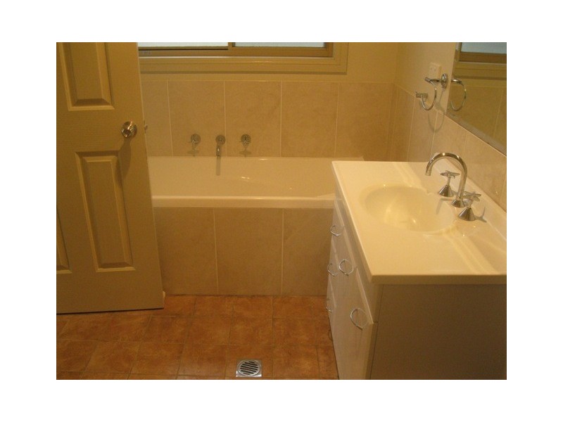 38 Sundown Drive, Kelso NSW 2795