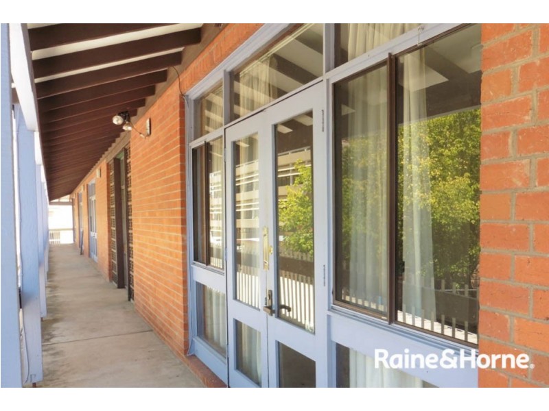 1/74 George Street, Bathurst NSW 2795