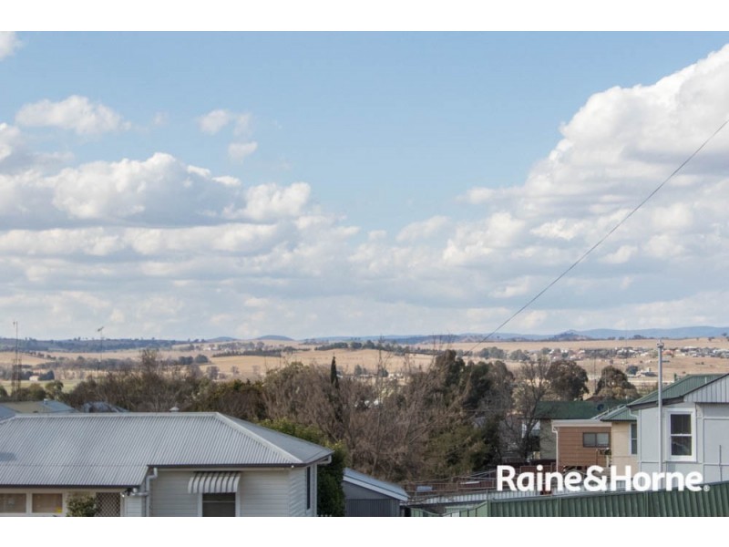 438 Howick Street, West Bathurst NSW 2795