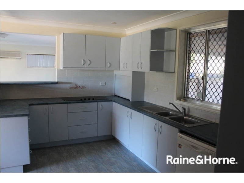 2 Cutler Street, West Bathurst NSW 2795