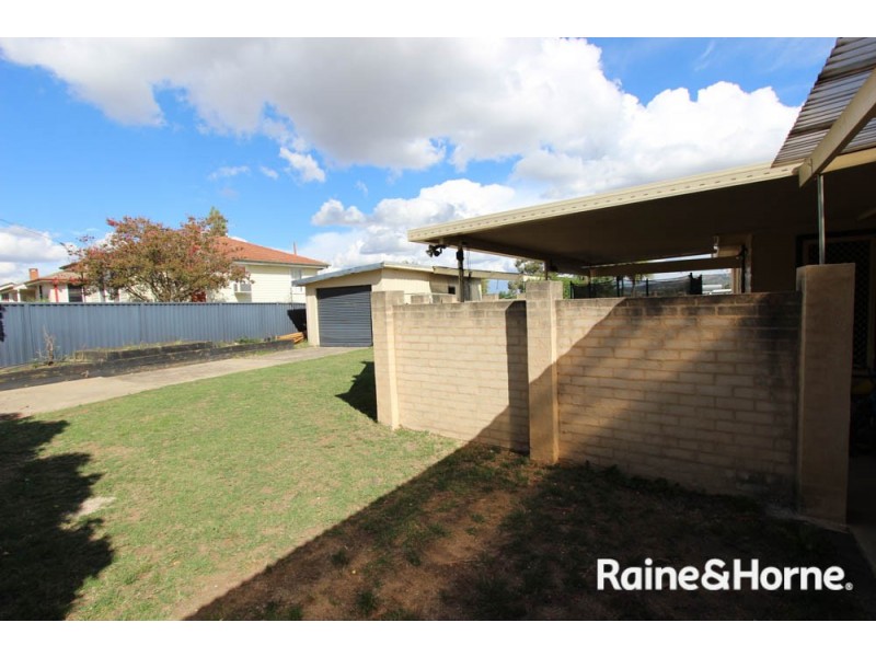 2 Cutler Street, West Bathurst NSW 2795