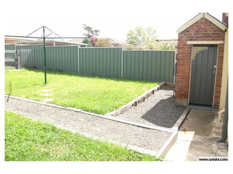 16 Vittoria Street, Bathurst NSW 2795