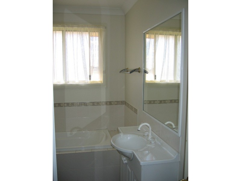 26 Sapphire Crescent, Bathurst NSW 2795