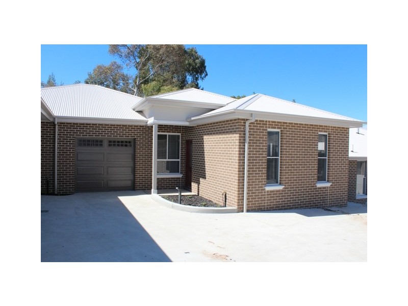 9/13 Busby St, Bathurst NSW 2795