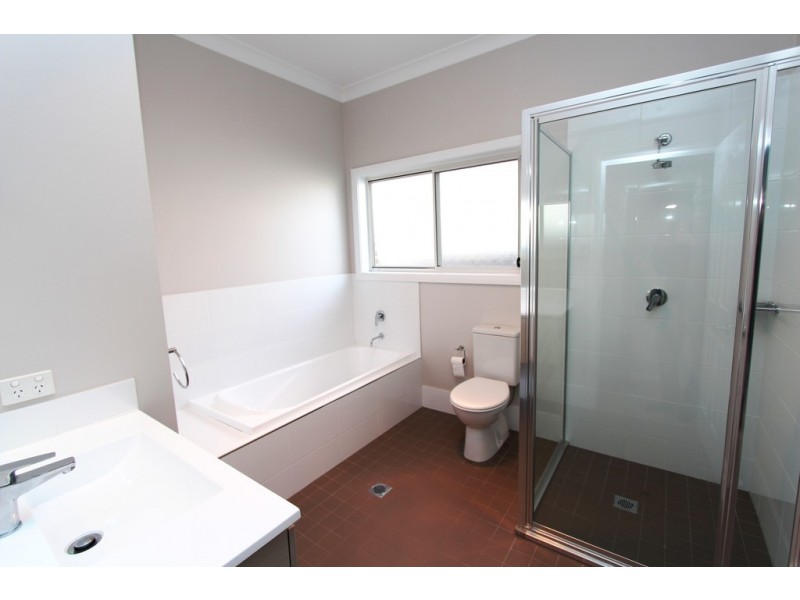 9/13 Busby St, Bathurst NSW 2795