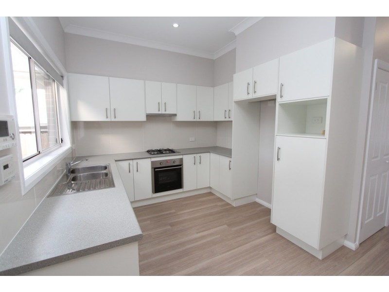 9/13 Busby St, Bathurst NSW 2795