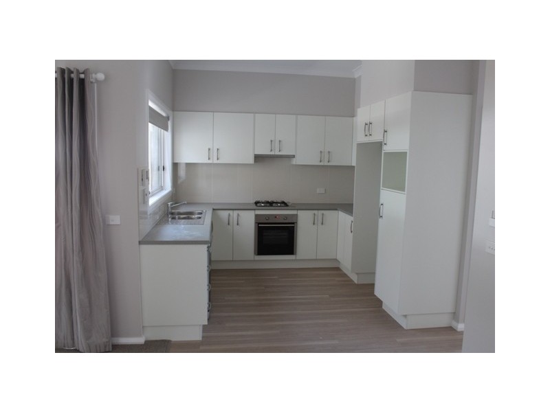 9/13 Busby St, Bathurst NSW 2795