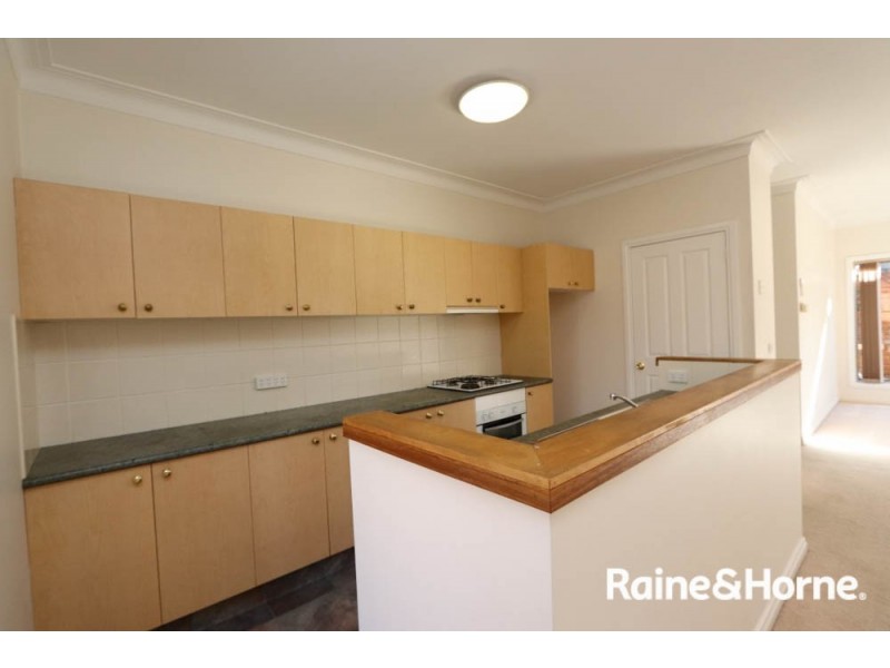 8/359 Rankin Street, Bathurst NSW 2795
