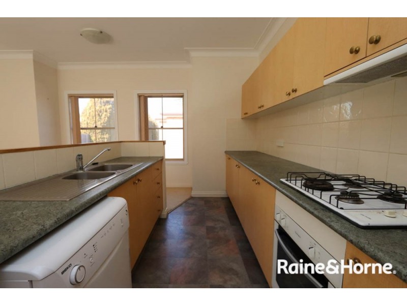 8/359 Rankin Street, Bathurst NSW 2795