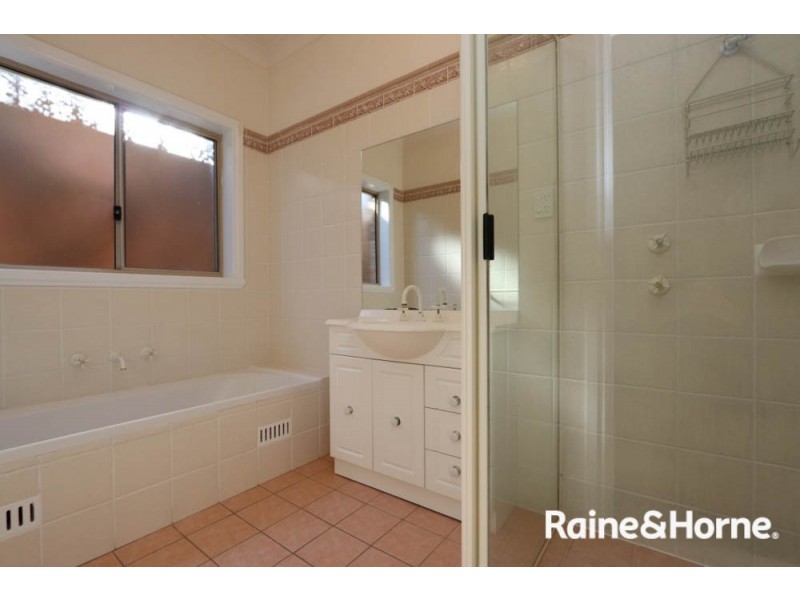 8/359 Rankin Street, Bathurst NSW 2795