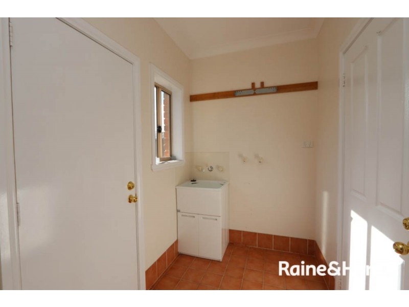 8/359 Rankin Street, Bathurst NSW 2795