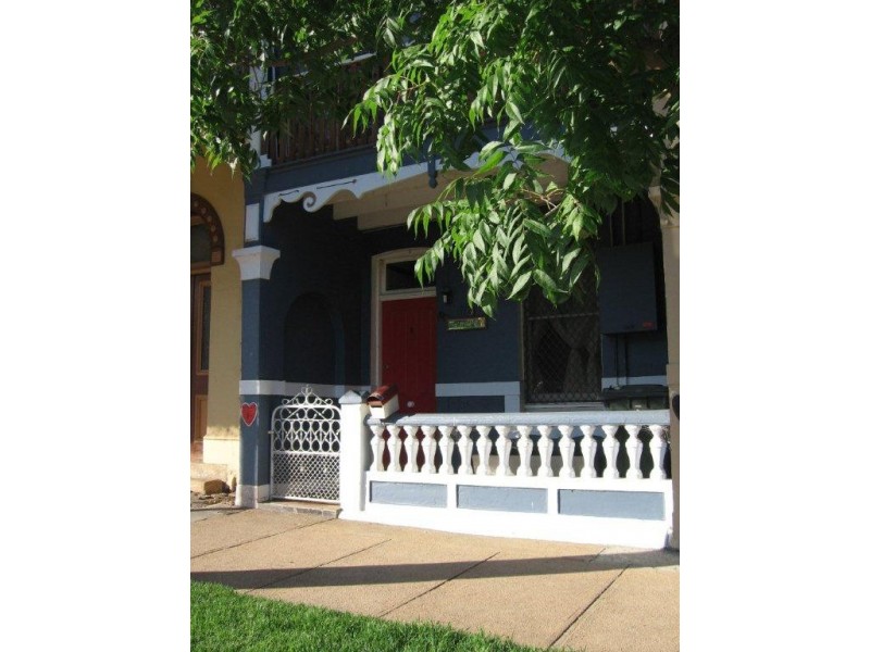 126 Keppel St, Bathurst NSW 2795