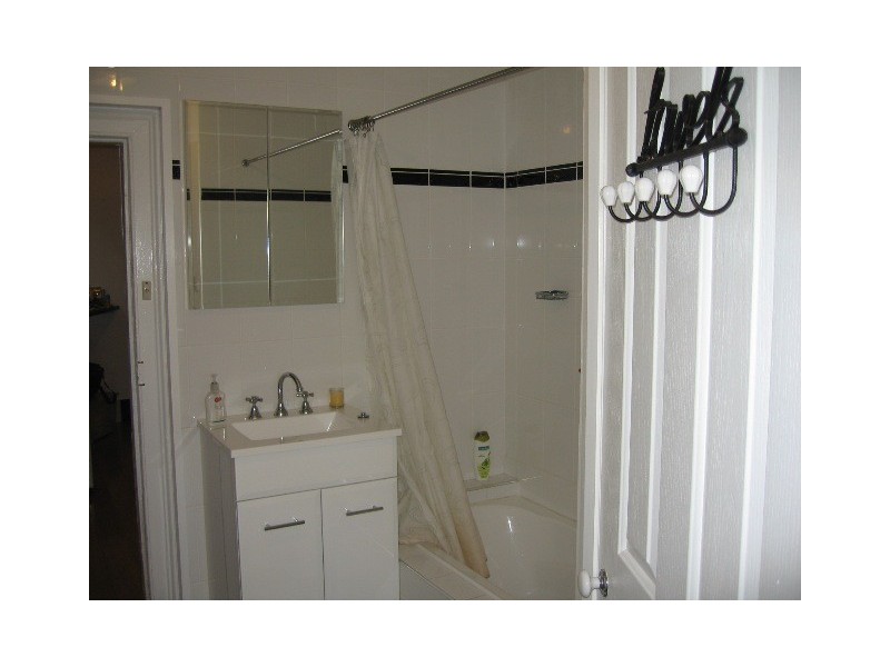 126 Keppel St, Bathurst NSW 2795