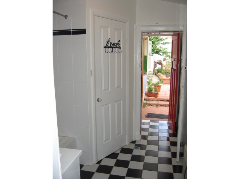 126 Keppel St, Bathurst NSW 2795