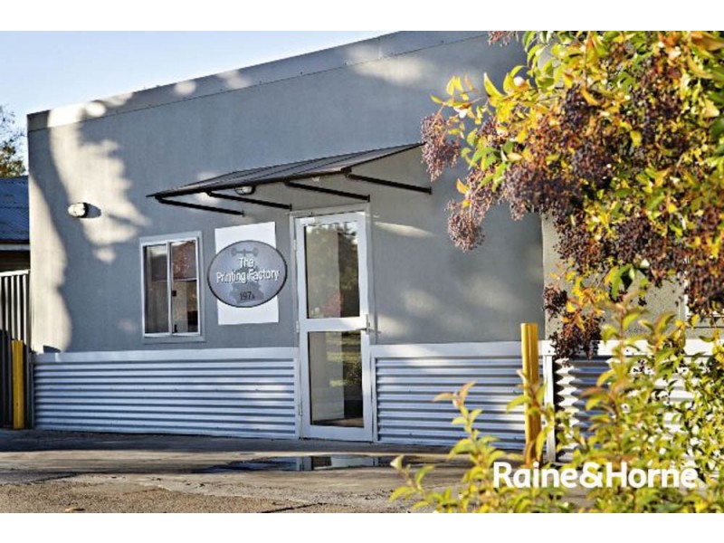 1/197a Browning St, Bathurst NSW 2795