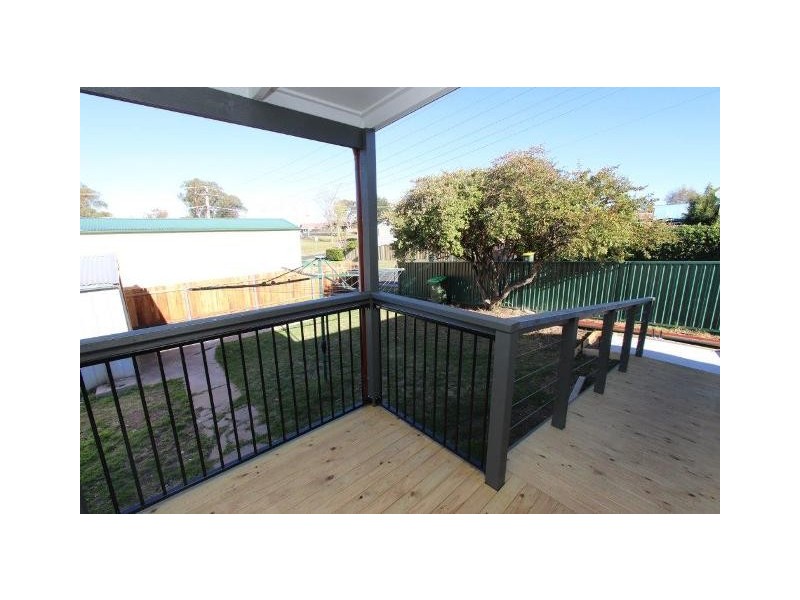 12 Moresby Way, Bathurst NSW 2795
