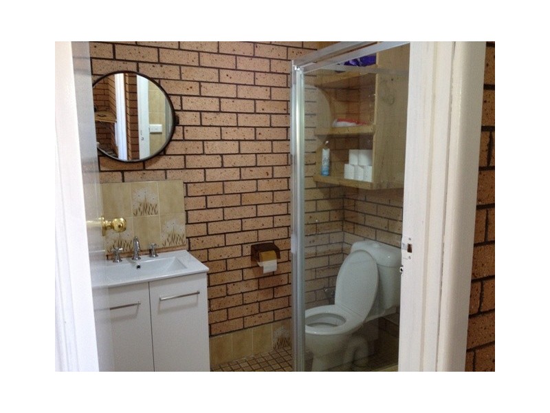 12 Violet St, Bathurst NSW 2795