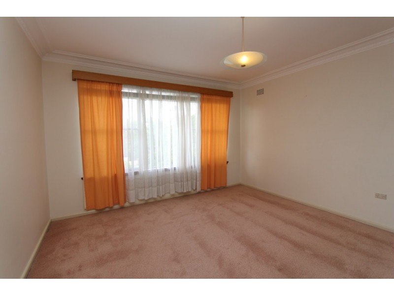 131 Hope St, Bathurst NSW 2795