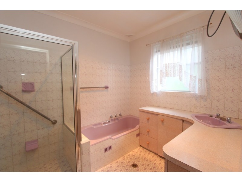 131 Hope St, Bathurst NSW 2795