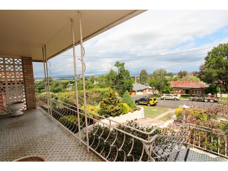 131 Hope St, Bathurst NSW 2795