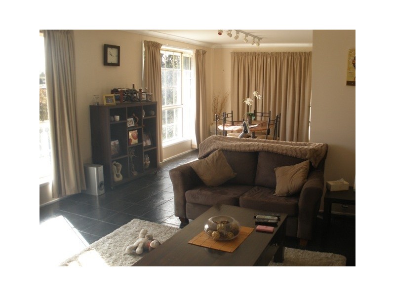 184 Suttor St, Bathurst NSW 2795