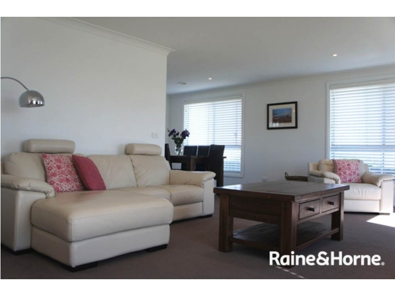 23 Cheviot Drive, Kelso NSW 2795