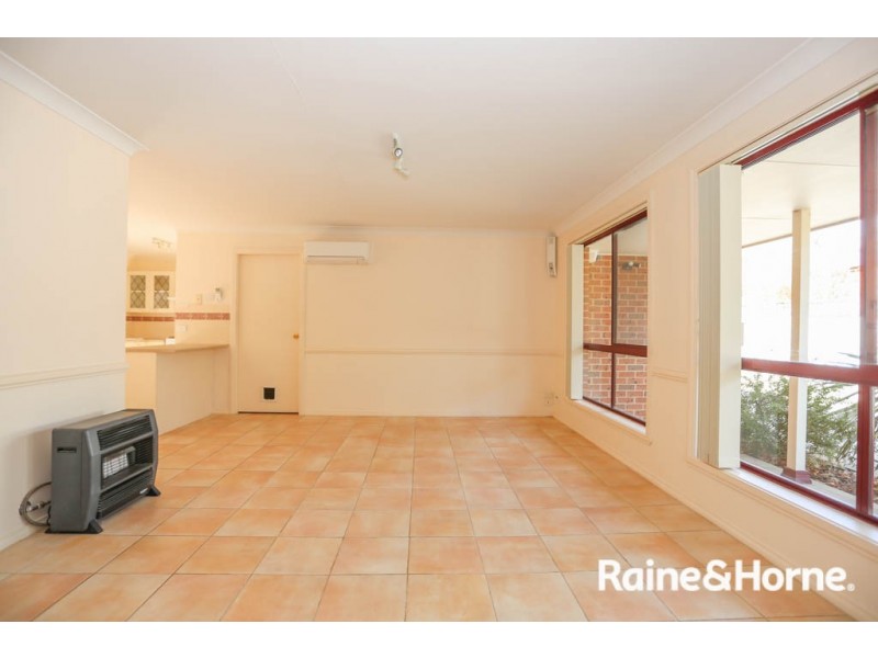 1/16 Murdoch Place, Kelso NSW 2795