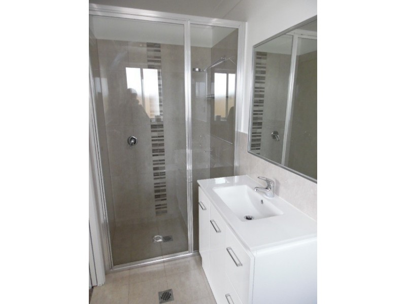 4 Mulley close, Bathurst NSW 2795