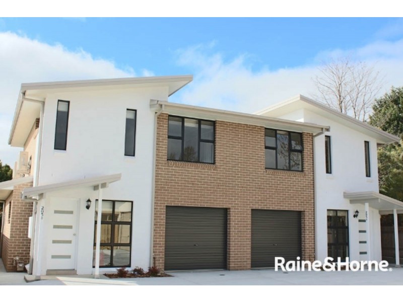 205b Brilliant Street, Bathurst NSW 2795