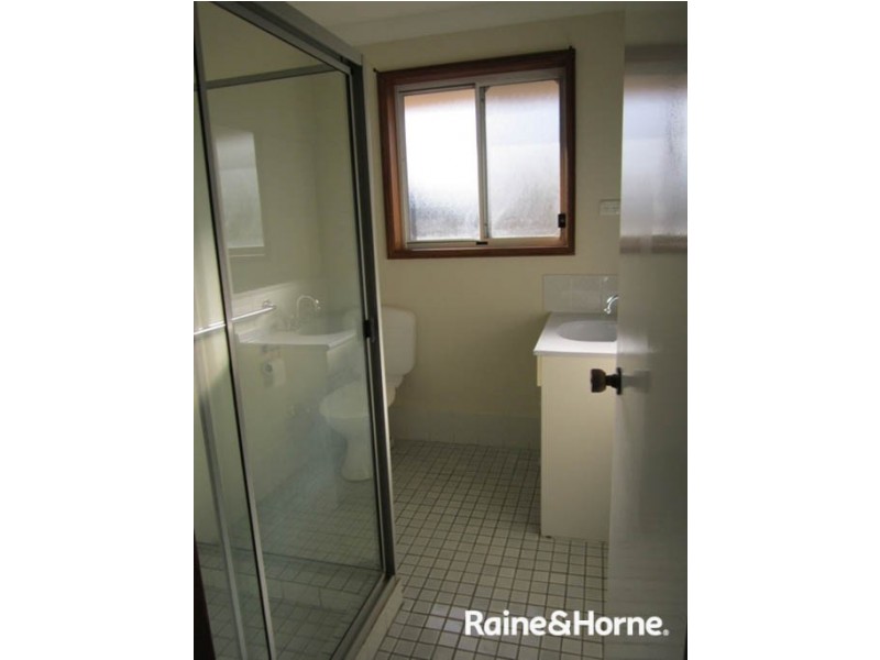 3/307 Howick Street, Bathurst NSW 2795