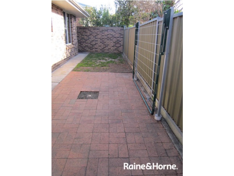 3/307 Howick Street, Bathurst NSW 2795