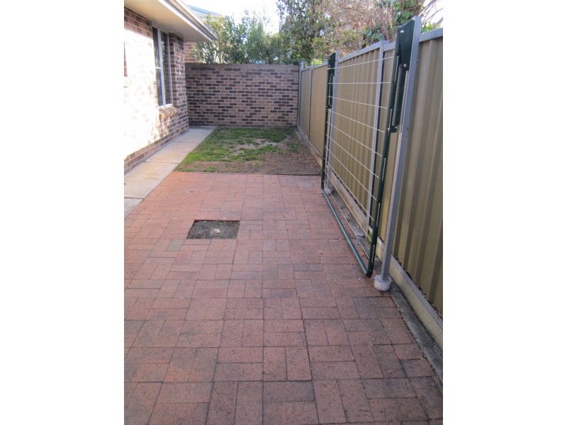 3/307 Howick Street, Bathurst NSW 2795