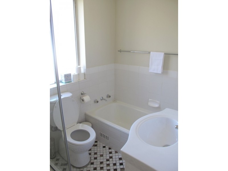 8/297 Russell Street, Bathurst NSW 2795