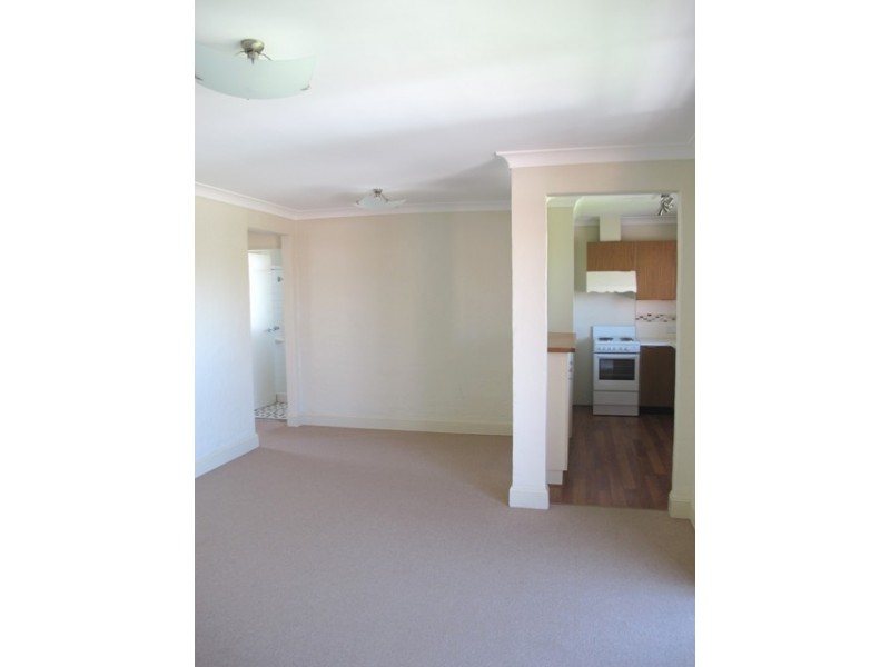 8/297 Russell Street, Bathurst NSW 2795