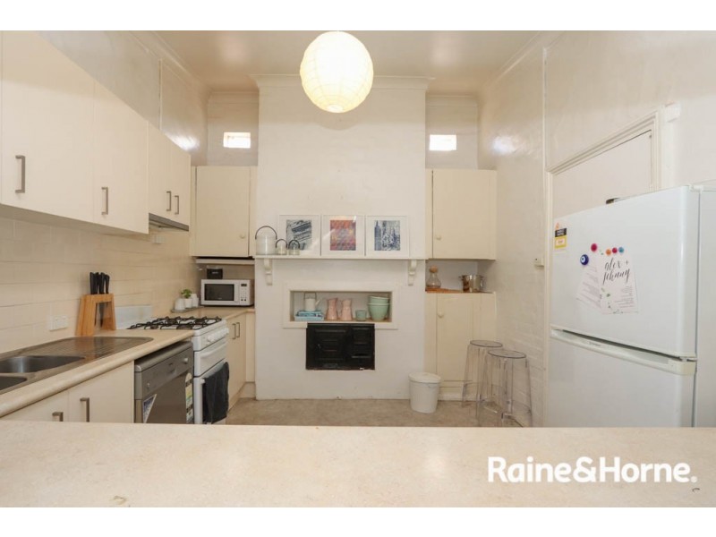 176 Piper Street, Bathurst NSW 2795