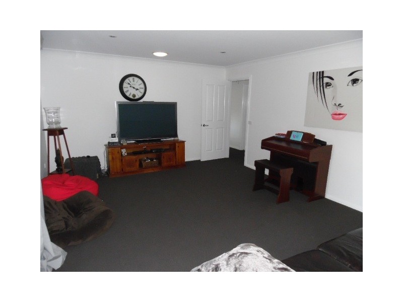 56 Abercrombie Drive, Bathurst NSW 2795